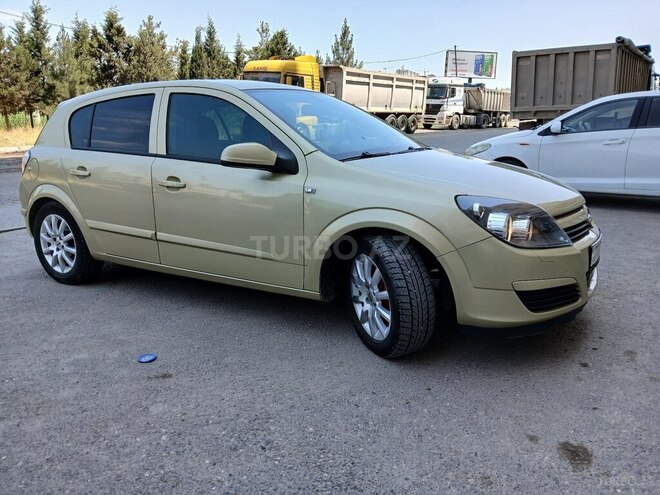 Opel Astra 2004, 192,000 km - 1.4 l - Bakı