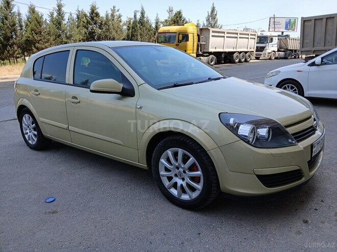 Opel Astra 2004, 192,000 km - 1.4 l - Bakı