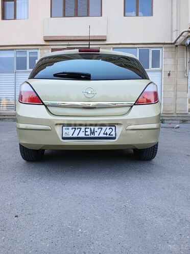 Opel Astra 2004, 192,000 km - 1.4 l - Bakı