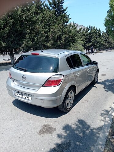 Opel Astra 2006, 300,000 km - 1.4 l - Sumqayıt