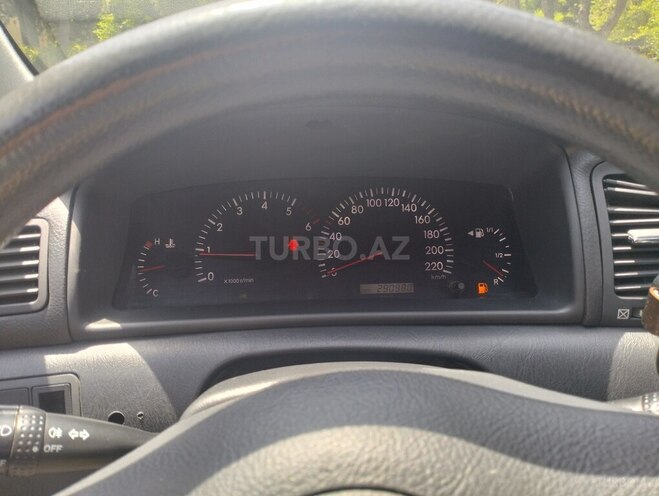 Toyota Corolla 2005, 291,000 km - 1.4 l - Bakı