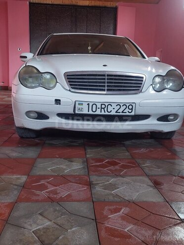 Mercedes C 200 2000, 10,807 km - 2.0 л - Gəncə