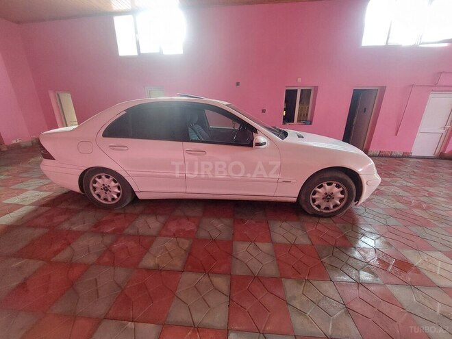 Mercedes C 200 2000, 10,807 km - 2.0 л - Gəncə