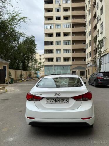 Hyundai Elantra 2015, 165,537 km - 1.8 l - Bakı