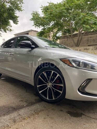 Hyundai Elantra 2017, 102,998 km - 2.0 l - Bakı