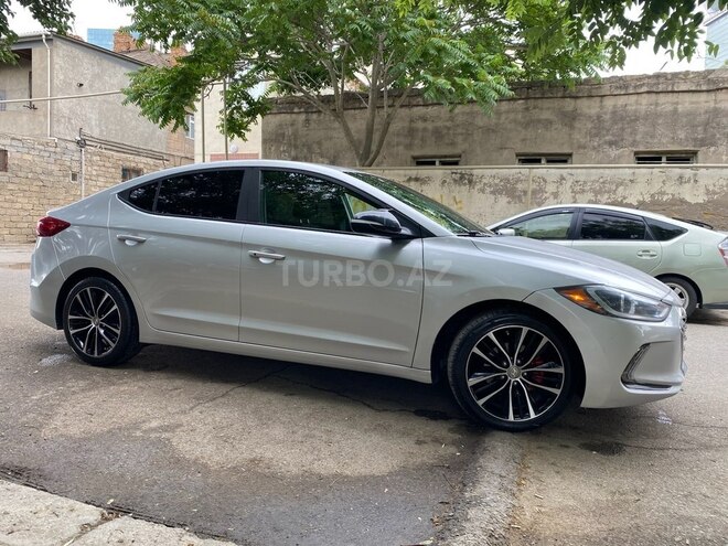 Hyundai Elantra 2017, 102,998 km - 2.0 l - Bakı