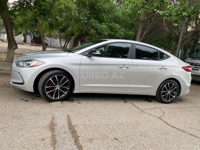 Hyundai Elantra 2017, 102,998 km - 2.0 l - Bakı