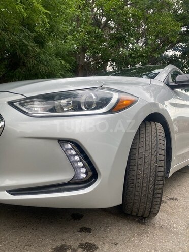 Hyundai Elantra 2017, 102,998 km - 2.0 l - Bakı
