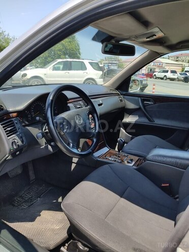 Mercedes E 270 2001, 445,452 km - 2.7 l - Sumqayıt