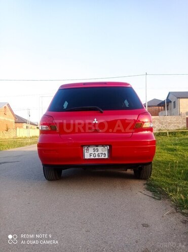 Mitsubishi Airtrek 2001, 225,000 km - 2.0 л - Quba
