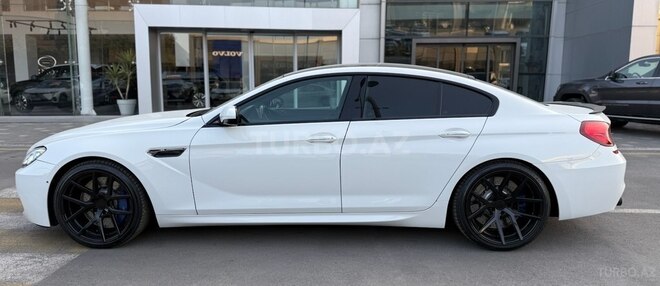 BMW M6 2014, 70,000 km - 4.4 l - Bakı
