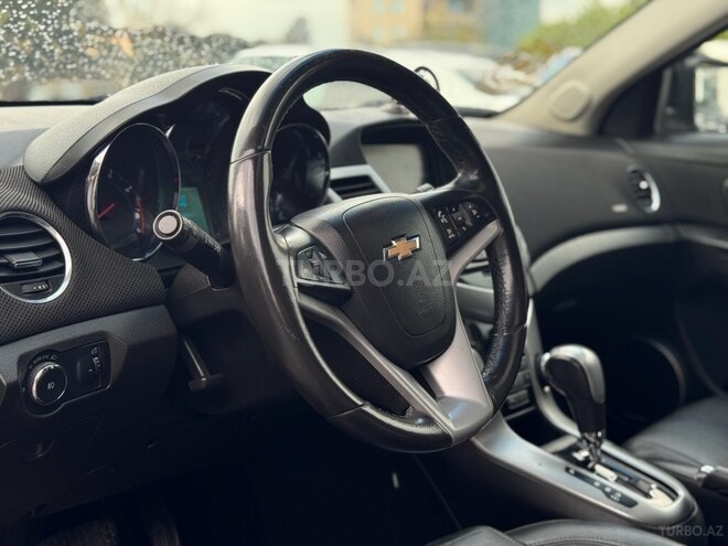 Chevrolet Cruze-20