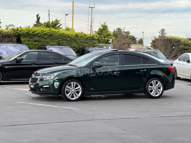 Chevrolet Cruze-11