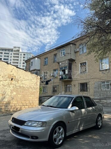 Opel Vectra 1999, 373,408 km - 1.8 l - Sumqayıt