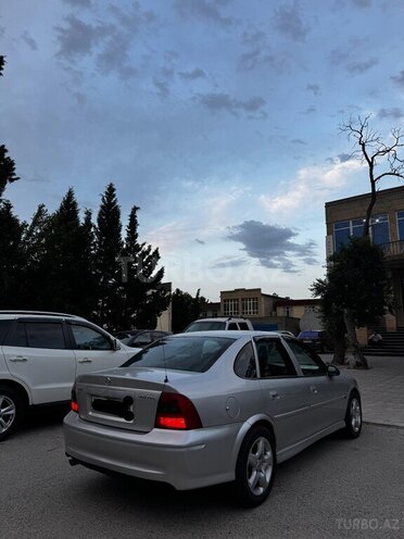 Opel Vectra 1999, 373,408 km - 1.8 l - Sumqayıt