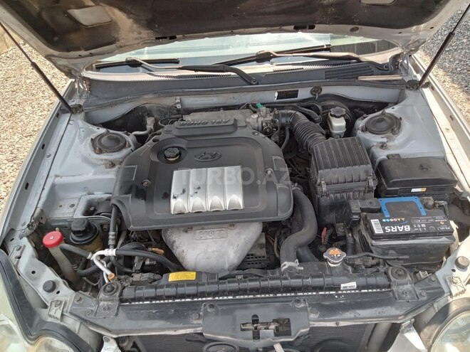 Hyundai Sonata 2004, 396,000 km - 2.0 l - Neftçala