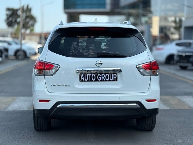 Nissan Pathfinder-6