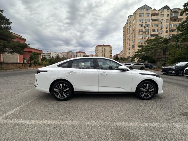 Changan Qiyuan A05 2024, 0 km - 1.5 л - Bakı