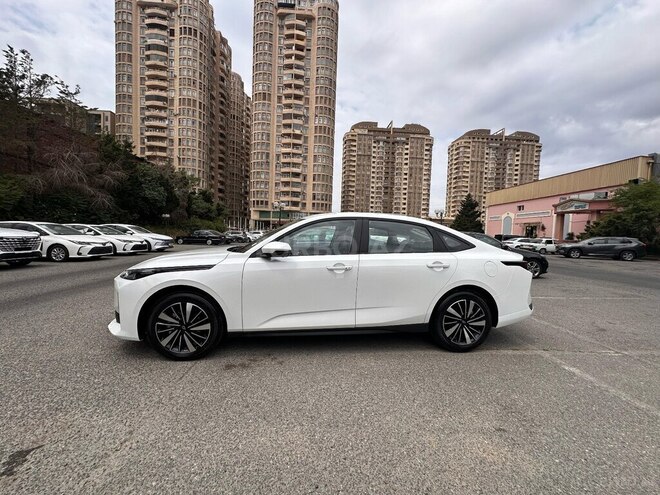 Changan Qiyuan A05 2024, 0 km - 1.5 л - Bakı
