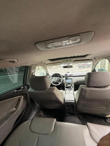 Volkswagen Passat 2005, 280,000 km - 2.0 l - Bakı
