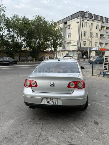 Volkswagen Passat 2005, 280,000 km - 2.0 l - Bakı