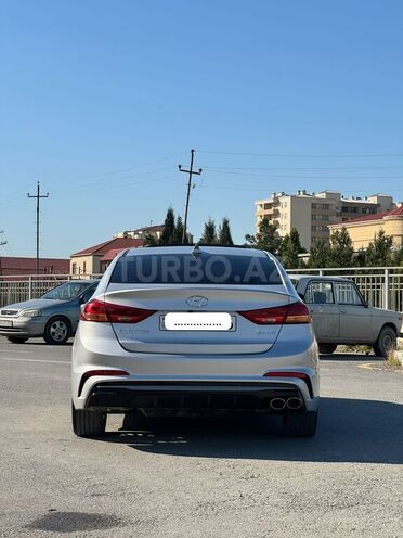 Hyundai Elantra 2017, 152,485 km - 1.6 л - Bakı