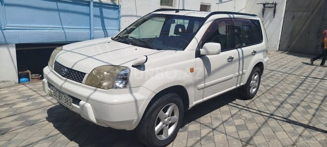 Nissan X-Trail 2001, 228,000 km - 2.0 l - Yevlax