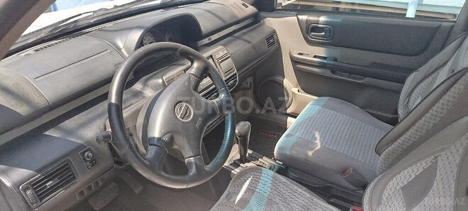 Nissan X-Trail 2001, 228,000 km - 2.0 l - Yevlax