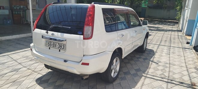 Nissan X-Trail 2001, 228,000 km - 2.0 l - Yevlax
