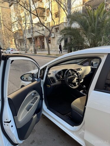 Kia Rio 2016, 92,000 km - 1.4 l - Bakı