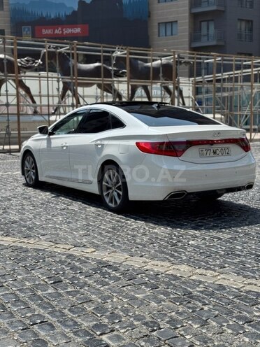 Hyundai Grandeur 2015, 125,000 km - 2.2 l - Bakı