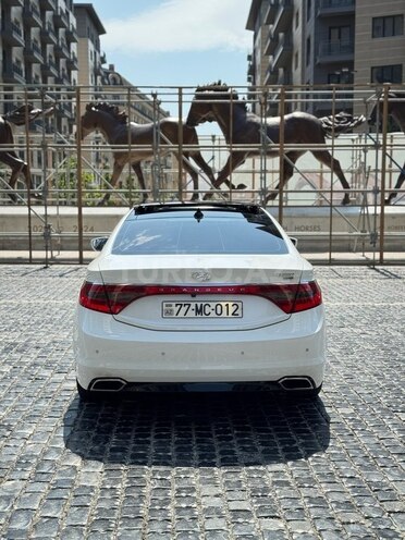 Hyundai Grandeur 2015, 125,000 km - 2.2 l - Bakı