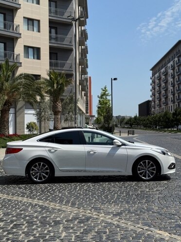 Hyundai Grandeur 2015, 125,000 km - 2.2 l - Bakı