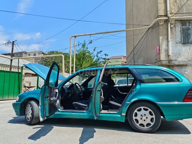 Mercedes C 220 d 1999, 286,740 km - 2.2 л - Bakı