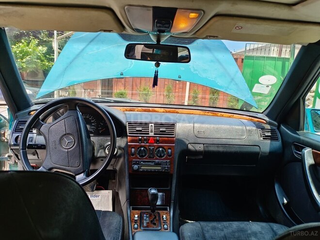 Mercedes C 220 d 1999, 286,740 km - 2.2 л - Bakı