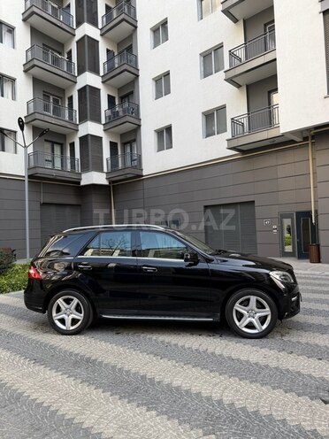 Mercedes ML 400 4MATIC 2014, 128,500 km - 3.0 л - Bakı
