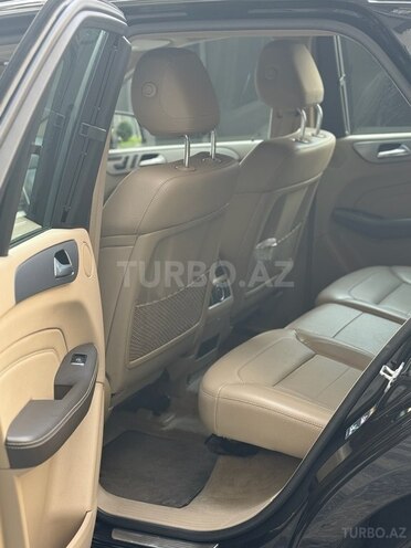 Mercedes ML 400 4MATIC 2014, 128,500 km - 3.0 л - Bakı