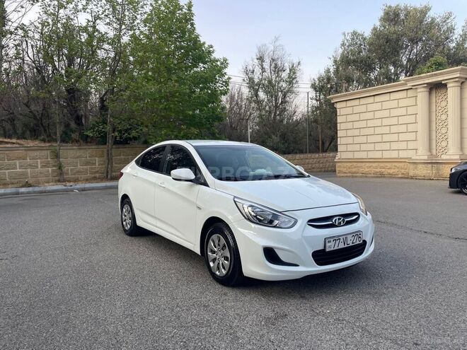 Hyundai Accent 2015, 150,000 km - 1.4 л - Bakı