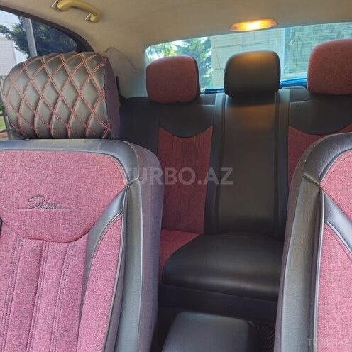 Mercedes E 270 2001, 359,573 km - 2.7 l - Masallı