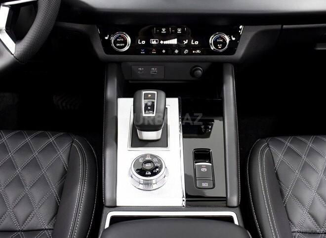 Mitsubishi Outlander 2025, 0 km - 2.5 l - Bakı