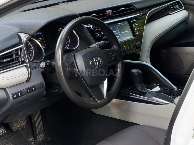 Toyota Camry 2018, 210,000 km - 2.5 л - Gəncə