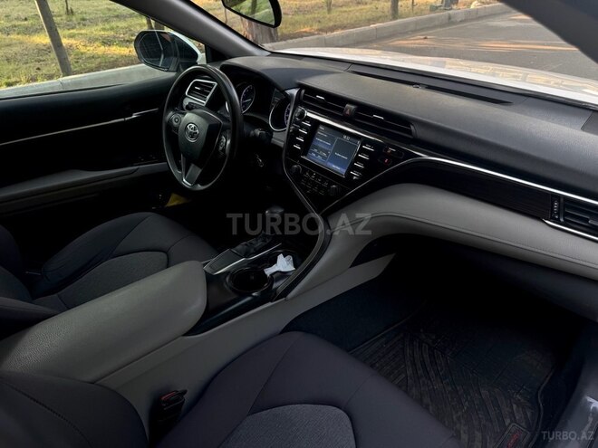 Toyota Camry 2018, 210,000 km - 2.5 л - Gəncə