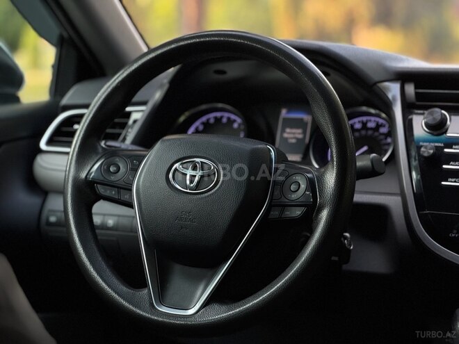 Toyota Camry 2018, 210,000 km - 2.5 л - Gəncə