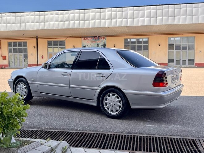 Mercedes C 200-5