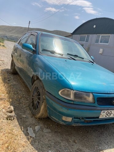 Opel Astra 1995, 450,000 km - 2.0 l - Bakı