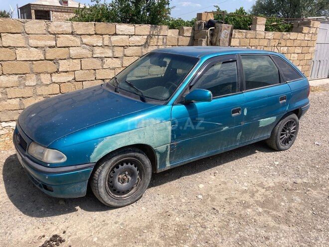 Opel Astra 1995, 450,000 km - 2.0 l - Bakı