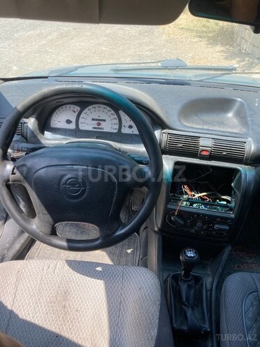Opel Astra 1995, 450,000 km - 2.0 l - Bakı