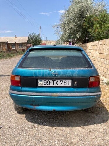 Opel Astra 1995, 450,000 km - 2.0 l - Bakı