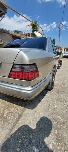 Mercedes E 200 1994, 453,000 km - 2.0 l - Bakı