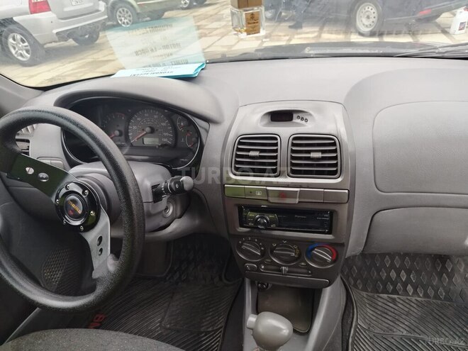 Hyundai Accent 2002, 174,000 km - 1.6 l - Bakı